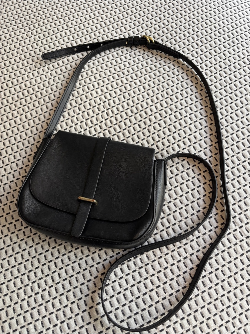 GAP cross body purse